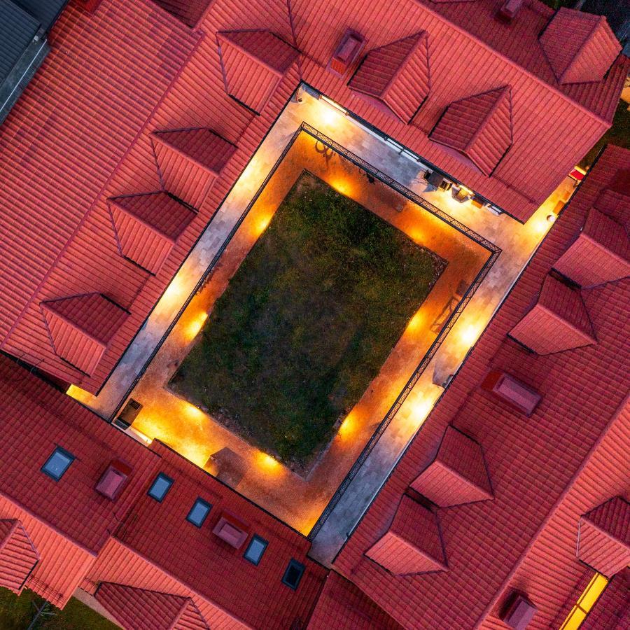Monte Urbo Apartments ニダ エクステリア 写真